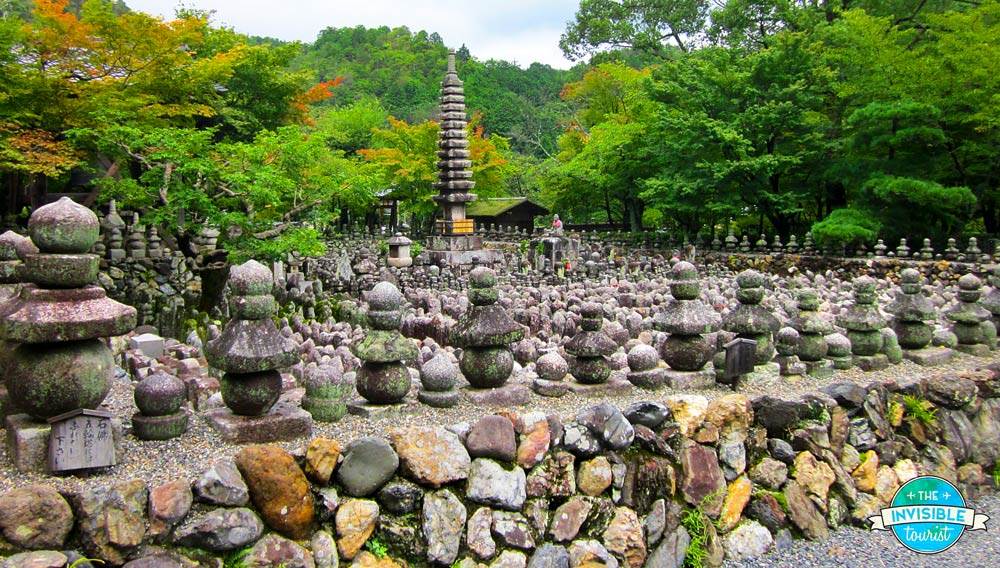 Adashino Nembutsu-ji is dedicated to those who died without a next-of-kin