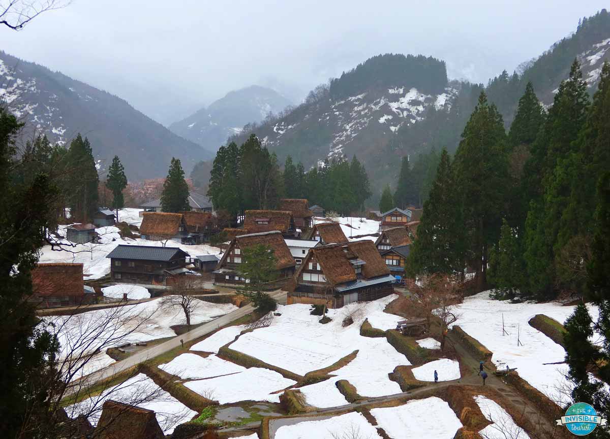 Ainokura Village, Toyama Prefecture s an uncrowded spot during winter in Japan