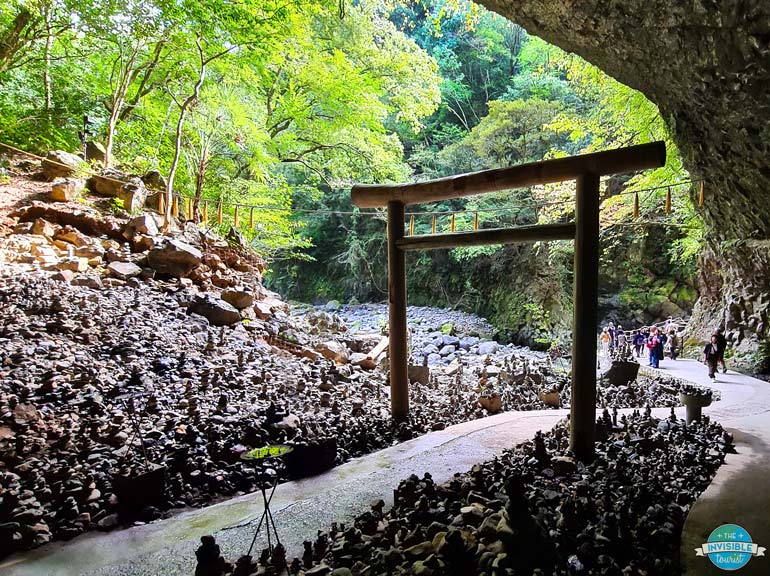 Amanoyasukawara (Amano Iwato Shrine) in a cave, Takachiho