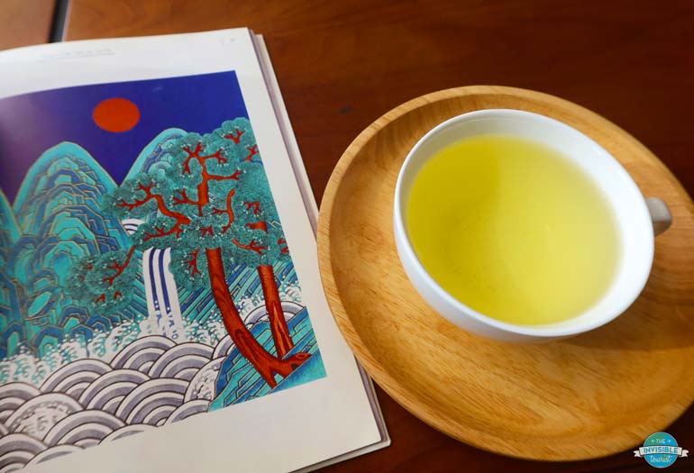 Green tea at Bukchon Asian Cultural Art Museum, Seoul