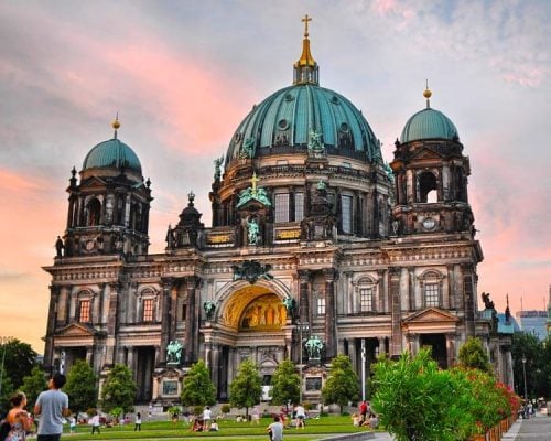 11 Handy Berlin Insider Tips to Help You NOT Look Like a Tourist | The Invisible Tourist