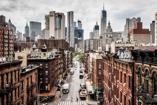 How to NOT Look Like a Tourist in NYC | The Invisible Tourist