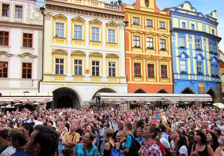 Traveller Stereotypes: What's an Invisible Tourist? | The Invisible Tourist