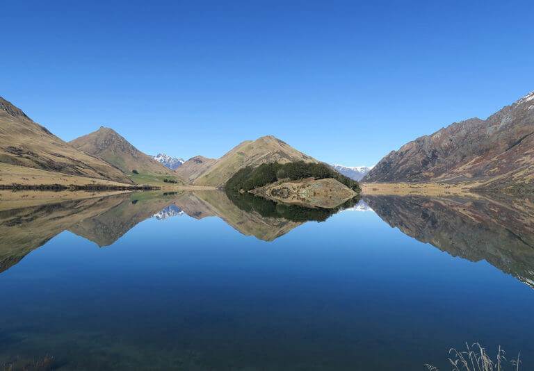 How To Capture Reflection Perfection at Beautiful Moke Lake | The Invisible Tourist