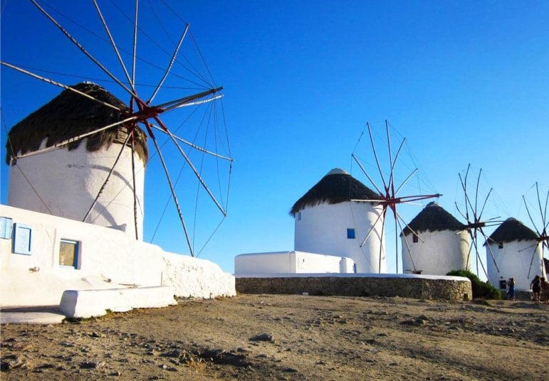 7 Completely Annoying Reasons Why Mykonos is Overrated | The Invisible Tourist