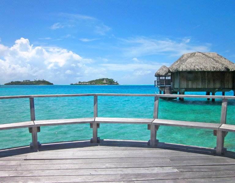 Where to Stay in Bora Bora Like a Celebrity (With a Budget Price Tag) | The Invisible Tourist