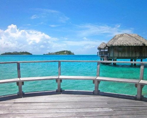 Where to Stay in Bora Bora Like a Celebrity (With a Budget Price Tag) | The Invisible Tourist