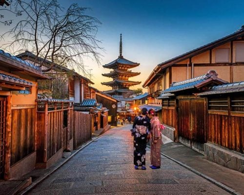 Crucial Do’s and Don’ts in Japan: Etiquette to Know Before Your First Trip | The Invisible Tourist