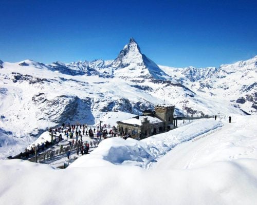 9 Inspiring Reasons to Visit Switzerland in Winter (For Non-Skiers) • The Invisible Tourist