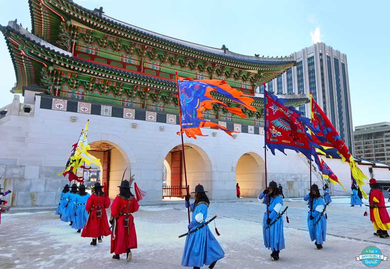 Changing of the Guard at Gyeongbokgung Palace, Seoul