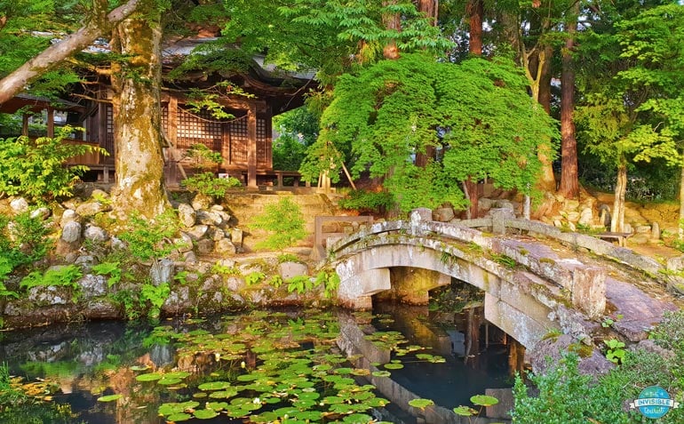 Add the Higashiyama Walking Course to your Takayama itinerary