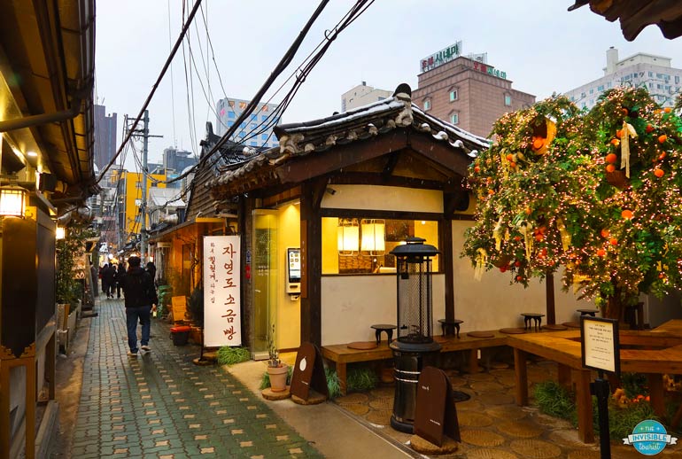 Ikseongdong Hanok Village near Insadong, Seoul