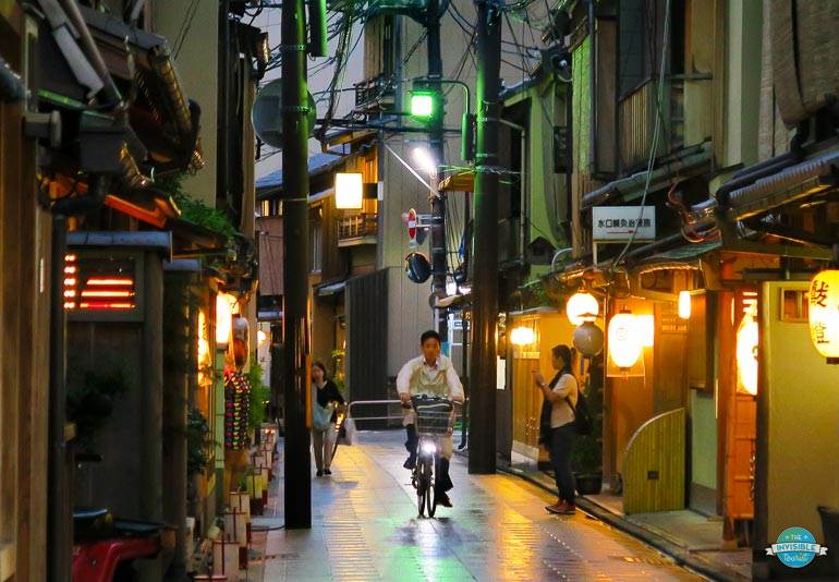 How to Find Hidden Pubs in Kyoto at Night Only Locals Know About | The Invisible Tourist