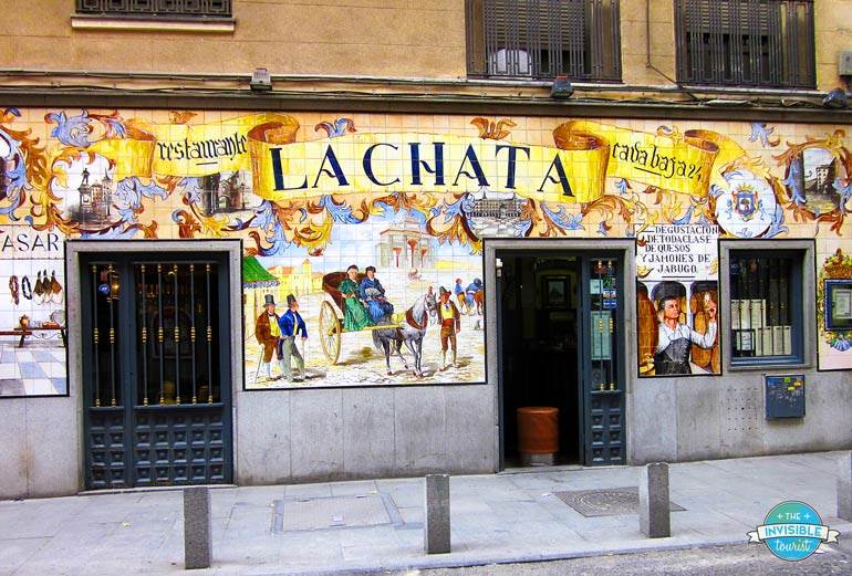 Avoid looking like a tourist in Madrid by drinking beer and eating tapas
