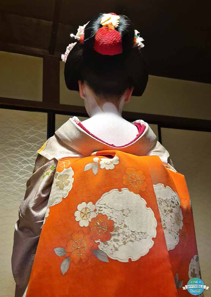During our dinner with a maiko, we learnt about her attire