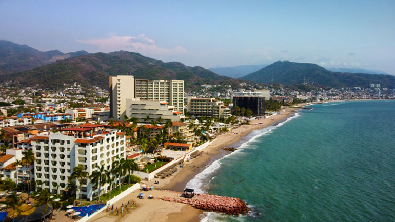 Puerto Vallarta Travel Tips to Not Look Like a Tourist