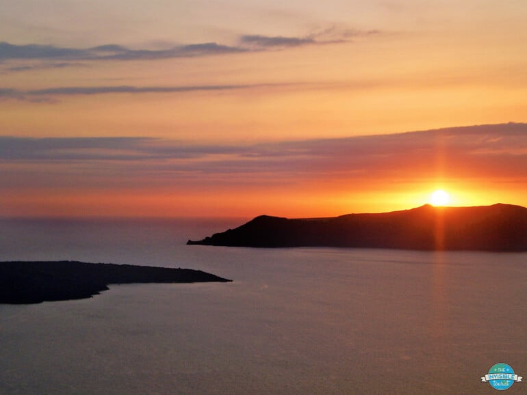 Reasons to visit Greece? Unforgettable Sunsets