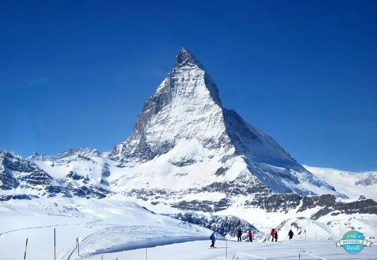 Travel during off peak times to be a responsible traveller